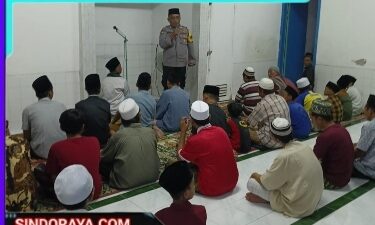 Safari Ramadhan : Polsek Kenjeran Gelar Sholat Tarawih Berjamaah dan Himbauan Kamtibmas di Bulan Ramadhan
