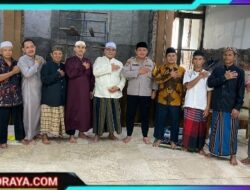 Kapolsek Kenjeran Gelar Sholat Jumat dan Himbauan Kamtibmas di Masjid Baitul Izza