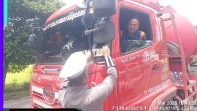 Polres Pelabuhan Tanjung Perak Gelar Sosialisasi Tagline ‘Mudik Aman Keluarga Nyaman’ dan Hotline Mudik 110
