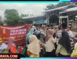 Polri Untuk Masyarakat: Polres Pelabuhan Tanjung Perak Bagikan 200 Takjil Menjelang Idul Fitri 1446 H di Serambi Ampel Surabaya
