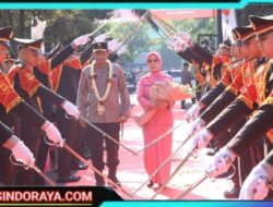 Tradisi Pedang Pora dan Reog Ponorogo Warnai Penyambutan Irjen Pol Drs Nanang Avianto,M.Si Sebagai Kapolda Jatim