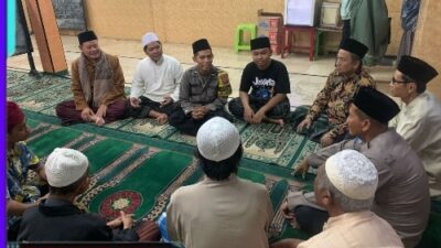Safari Ramadhan : Polres Pelabuhan Tanjung Perak Gelar Sholat Taraweh Bersama, Ajak Warga Jaga Kamtibmas