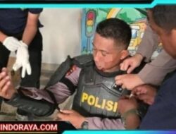 Belasan Polisi Terluka Kena Lemparan Batu dan Petasan Saat Pengamanan Demo Tolak UU TNI di Surabaya
