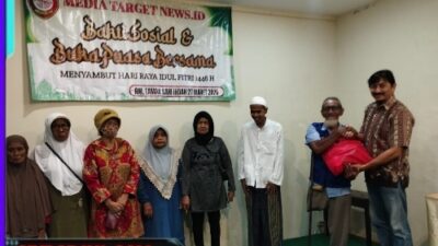 Pimpinan Redaksi Media TargetNews.ID Serahkan Baksos Kepada Kaum Dhuafa dan Penyandang Disabilitas