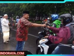 Kebaikan di Bulan Ramadhan : Polres Pelabuhan Tanjung Perak Bagikan 200 Paket Takjil Untuk Masyarakat