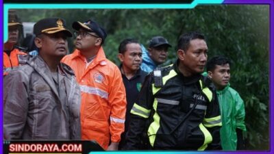 Cuaca Tidak Mendukung, Polisi dan Tim Evakuasi Sempat Tunda Pencarian Korban Longsor di Pacet