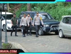 Libur Lebaran, Kapolres Nganjuk Pantau Wisata Jolotundo Pastikan Keamanan Pengunjung