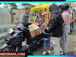 Bantu Pemudik Kehabisan Bensin, Polisi di Kota Kediri Tuai Pujian