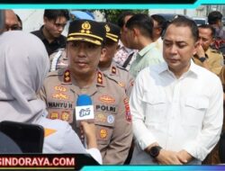 Polres Pelabuhan Tanjung Perak Dampingi Pemkot Surabaya Segel Gudang Sentoso Seal