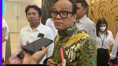 Wamenaker Apresiasi Kepolisian Bersama Pemkot Surabaya, Tangani Kasus Tahan Ijazah Karyawan dan Segel Gudang Sentosa Seal