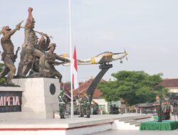 Upacara 17-an Di Museum PETA Blitar, Dandim 0808 Bacakan Amanat Panglima TNI