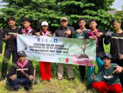 Perhutani Padangan dan Stemdapala Tanam Pohon di Menur Pumpungan Surabaya