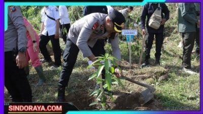Peduli Lingkungan, Polres Blitar Kota Bersama Forkopimda Tanam Pohon di Area Bekas Tambang