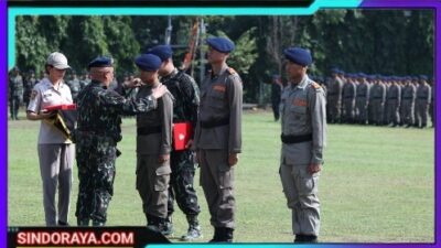 Kalemdiklat Polri Pimpin Penutupan Dikbangspes Dasar Brimob Mahasiswa STIK Angkatan 83 TA 2025 di Watukosek