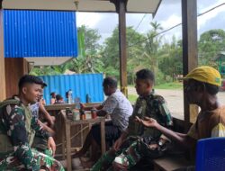 Bangun Komunikasi Harmonis, Satgas Yonif 611/Awang Long Melaksanakan Komsos di Nayaro