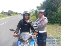 Satlantas Polres Pulang Pisau, Sosialisasi Penggunaan Helm dengan Benar