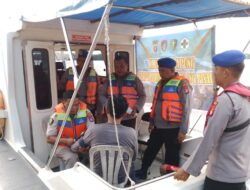 Klinik Terapung, Inovasi Satpolairud Polres Pulang Pisau Beri Layanan Kesehatan Gratis Warga Pesisir