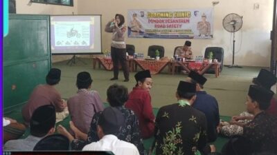 Sambut Hari Bhayangkara ke – 79, Polres Kediri Kota Gelar Coaching Clinic di Ponpes Salafiyyah