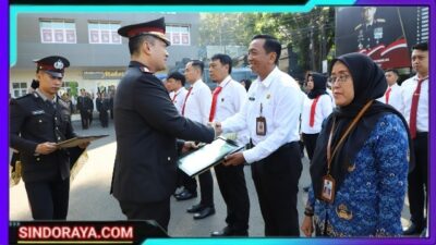 Harlah Pancasila Kapolresta Malang Kota Beri Penghargaan Anggota Berprestasi dan Warga Masyarakat Yang Bantu Ungkap TPPO