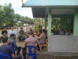 Babinsa Koramil 1002-06/Barabai Dampingi Lomba, Pos Kamling HUT Bhayangkara ke-79 di Desa Ayuang