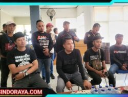 AMI Akan Kubur DPRD Jatim Dengan Sampah