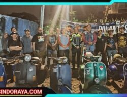 Cangkrukan Satlantas Polres Tanjung Perak Bersama Komunitas Vespa, Pererat Hubungan dan Sosialisasi Operasi Patuh Semeru 2025
