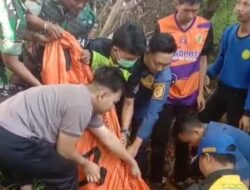 Mayat Ditemukan di Sungai Barabai, Babinsa dan Warga Sigap Bantu Evakuasi
