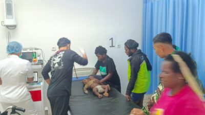 Personel Pos Banti Bergerak Cepat, Tunjukkan Kepedulian TNI terhadap Warga Sekitar