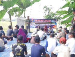 Babinsa Koramil 1002-06/Barabai Dampingi Sekolah Lapang Kelompok Tani di Desa Bakapas