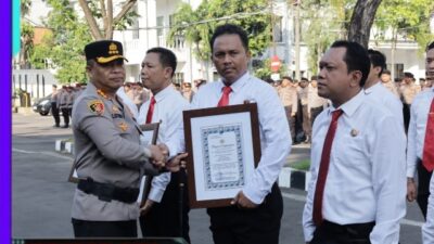 Kapolrestabes Surabaya, Beri Penghargaan Tim Ungkap Curanmor Yang Tewaskan Gadis Remaja