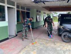 Jum’at Bersih Danramil 1208-04/Jawai Pimpin Anggota Bersihkan Pangkalan Makoramil