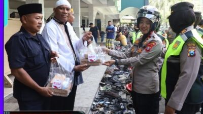Polwan Polres Pelabuhan Tanjung Perak Gelar Patroli Harkamtibmas dan Jum’at Berkah Rayakan HUT ke-77
