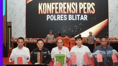 Satreskrim Polres Blitar Berhasil Bongkar 3 Kasus Pencurian, 4 Tersangka Ditahan
