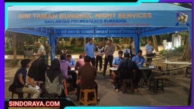 Satlantas Polrestabes Surabaya Kembali Gelar Layanan Perpanjangan SIM Malam di Taman Bungkul