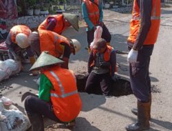 Dinas PUPR, Tulungagung Lakukan Perawatan Rutin Jalan untuk Kenyamanan Pengguna Jalan