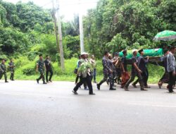 Bentuk Kepedulian Serta Ungkapan Belasungkawa Dandim 1099/Tla Melayat Kerumah Duka Tokoh Adat