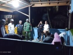 Wujudkan Keamanan Lingkungan, Babinsa dan Linmas Patroli di Desa Nalui