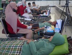 Sambut Hut TNI Ke 80, Kodim 1208/Sambas Gelar Bakti Sosial Donor Darah Dan Pengobatan Gratis