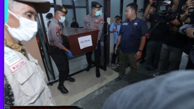 Polda Jatim Serahkan 3 Jenazah Santri Ponpes Al Khoziny ke Keluarga