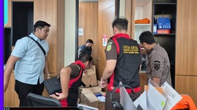 Kejari Tanjung Perak Geledah Kantor PT Pelindo Sub Reg 3 Surabaya Terkait Dugaan Korupsi Pemeliharaan Kolam Pelabuhan