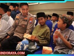 Polres Malang Gelar Khitan Massal Gratis, Puluhan Anak Dapat Bingkisan dan Sembako