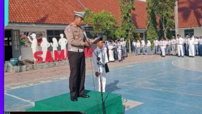 Satlantas Polres Sampang Tanamkan Disiplin dan Anti Narkoba di SMAN 1 Lewat Program Police Goes to School
