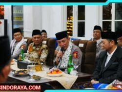 Kapolri Tekankan Jaga Persatuan-Kesatuan saat Silaturahmi ke Ponpes An-Nur Malang