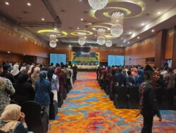 Cetak Generasi Profesional Disiplin: Politeknik Kesdam VI Banjarmasin Wisuda 100 Ahli Madya Keperawatan & Sarjana Terapan Informasi Kesehatan