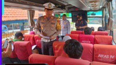 Operasi Zebra Semeru 2025: Satlantas Polres Sampang Gelar Ramp Check Bus AKAP–AKDP di Terminal Trunojoyo
