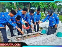 Sambut HUT Korpri ke-54, ASN Polda Jatim Ziarah ke TMP