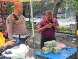 POLANTAS MENYAPA MASYARAKAT, SOSIALISASIKAN TERTIB BERLALU LINTAS DAN KESELAMATAN BERKENDARA MENJELANG OPERASI ZEBRA 2025