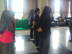 Babinsa Dalam Kaum Tanamkan Disiplin Melalui Latihan PBB kepada Ibu-Ibu Dharma Wanita Kemenag