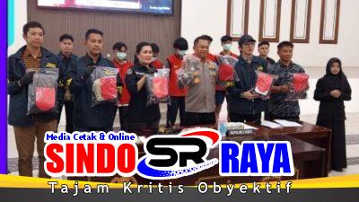 Polrestabes Surabaya Ungkap Kasus Pencurian Disertai Pengeroyokan di Karah: 8 Tersangka Ditangkap, 6 Masih Buron