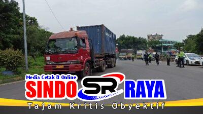 Ops Lilin Semeru Ditlantas Polda Jatim Batasi Operasional Angkutan Barang Saat Nataru